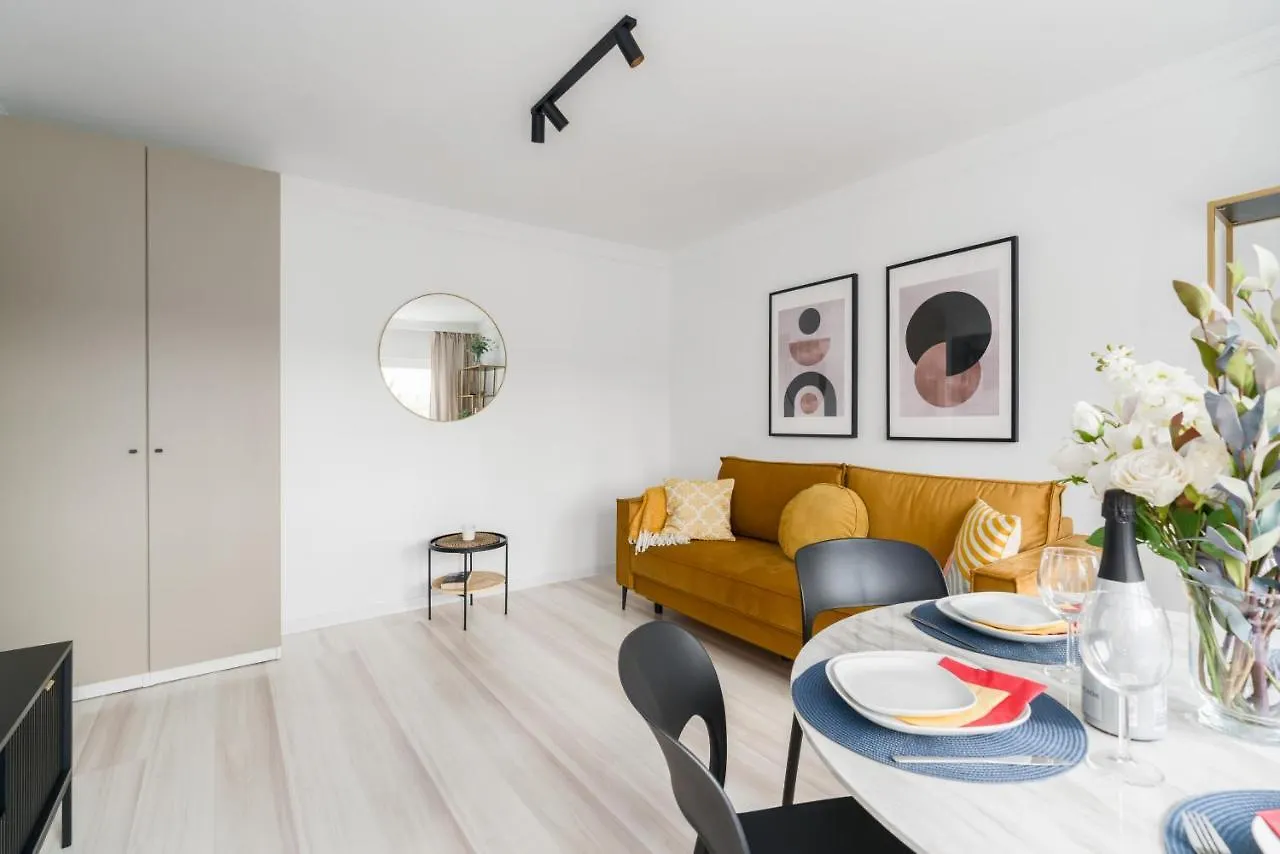 Grunwald Jesienna Apartment Comfort By Noclegi Renters Poznan
